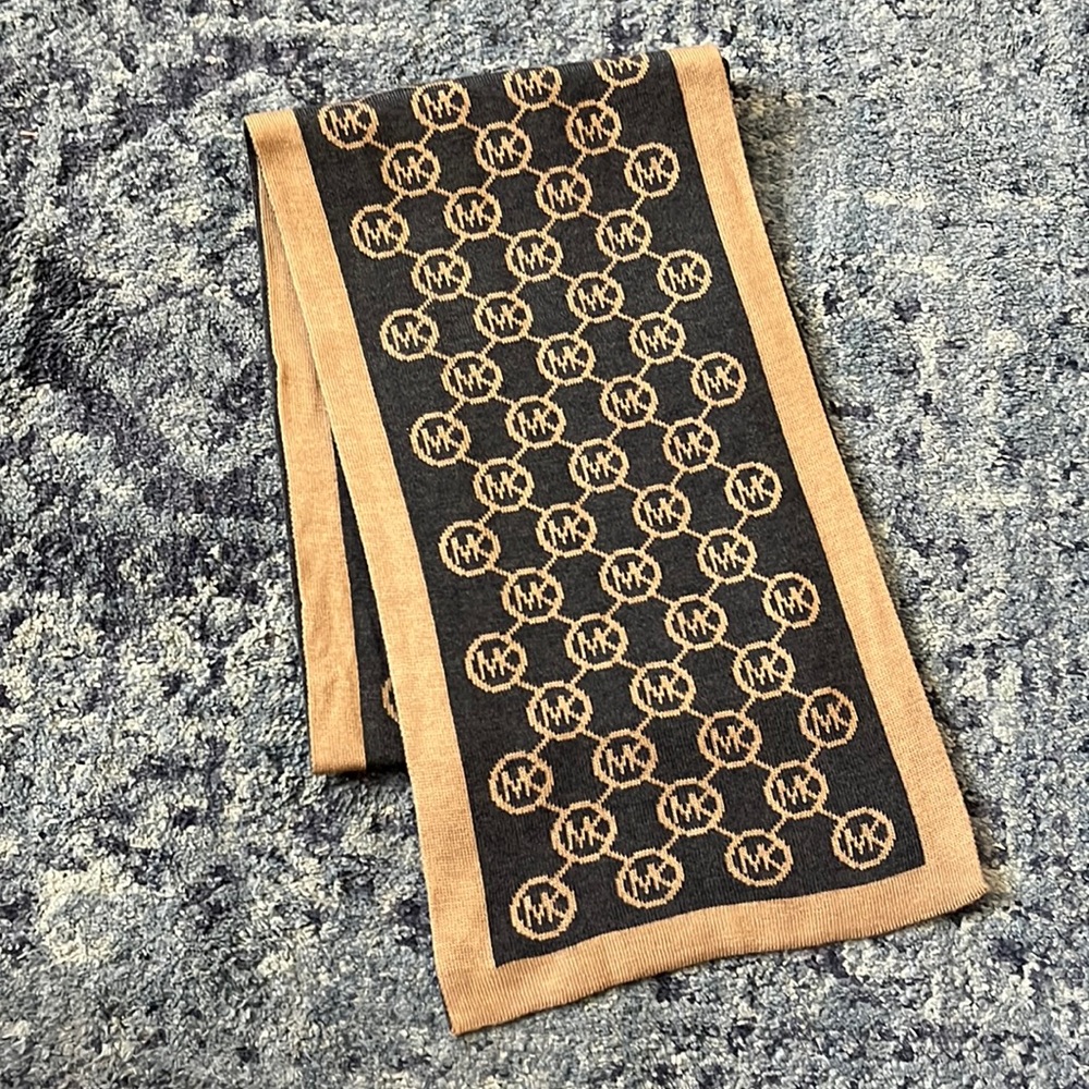 Michael Kors Scarf